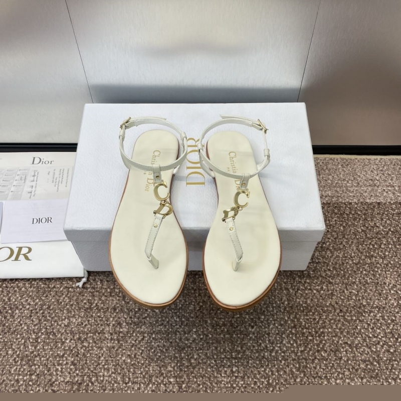 ch**an D*or slippers